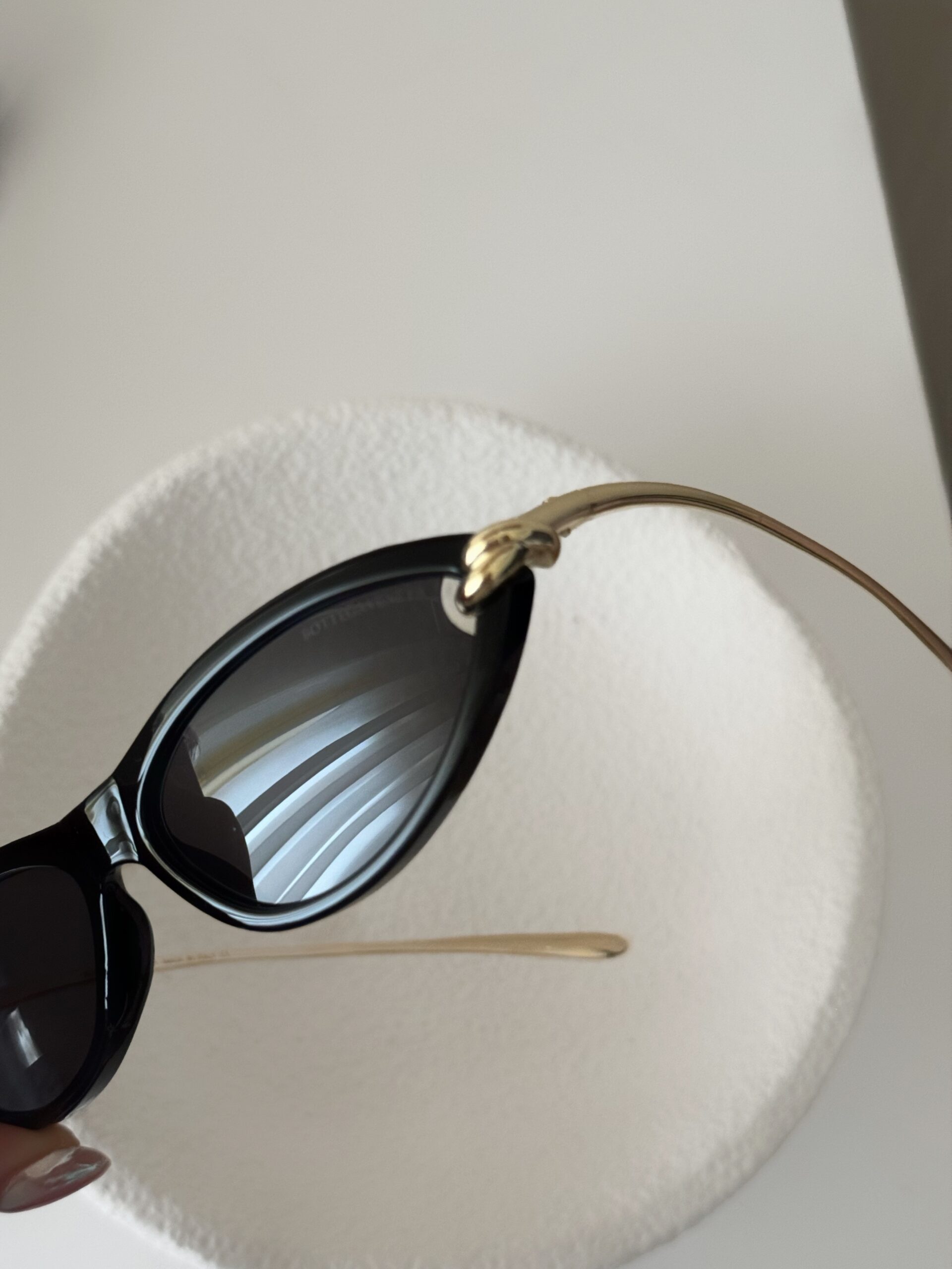 عینک آفتابی bottega veneta مدل knot - تصویر 8