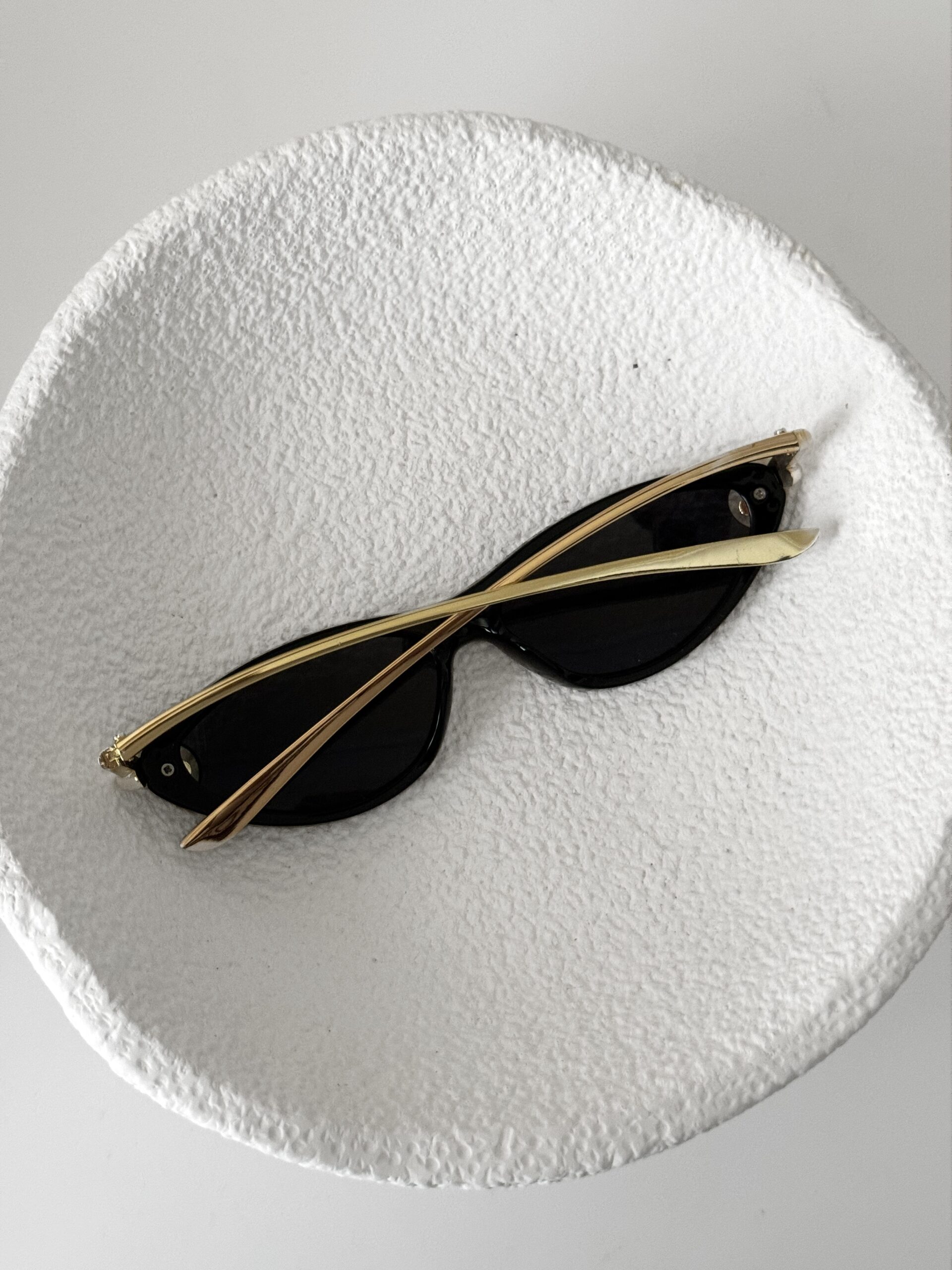 عینک آفتابی bottega veneta مدل knot - تصویر 4